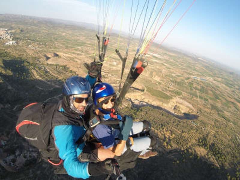 Vol en parapente tandem à Villar del Arzobispo, près de Valencia
