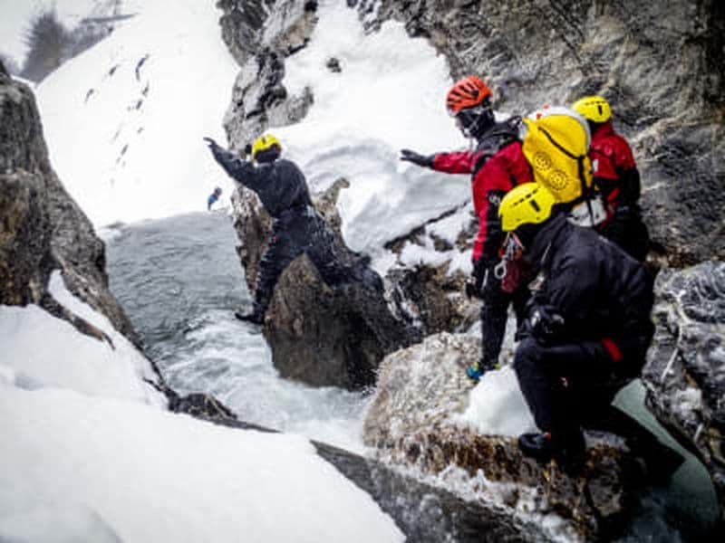 Billet Canyoning hivernal à Laruns dans les Pyrénées-Atlantiques