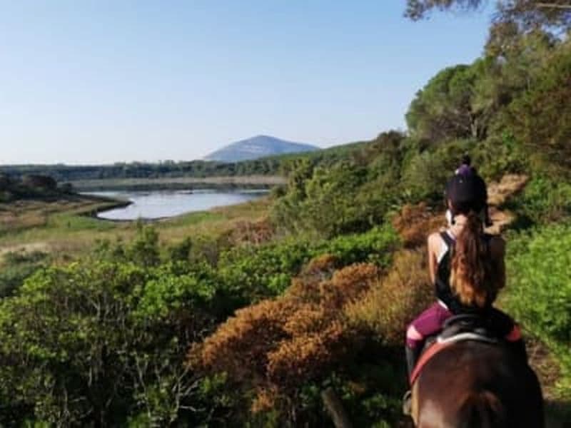 Randonnée à cheval à Porto Ferro et au lac de Baratz, Alghero, Sardaigne