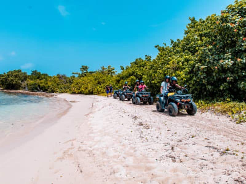 Excursion guidée en quad à Port-Louis, Guadeloupe