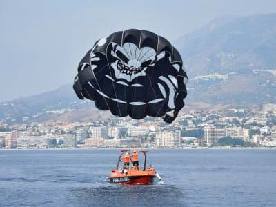 Vol en parachute ascensionnel à Benalmádena, près de Málaga