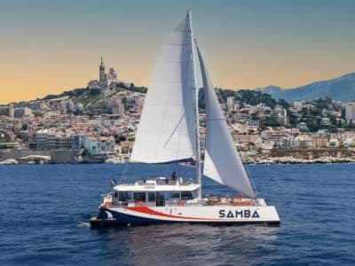 Billet Croisière en catamaran à l’archipel du Frioul depuis Marseille au coucher du soleil avec dîner