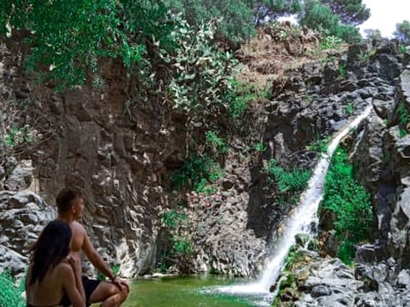 Randonnée aquatique jusqu’à la cascade d’Oxena près de Catane