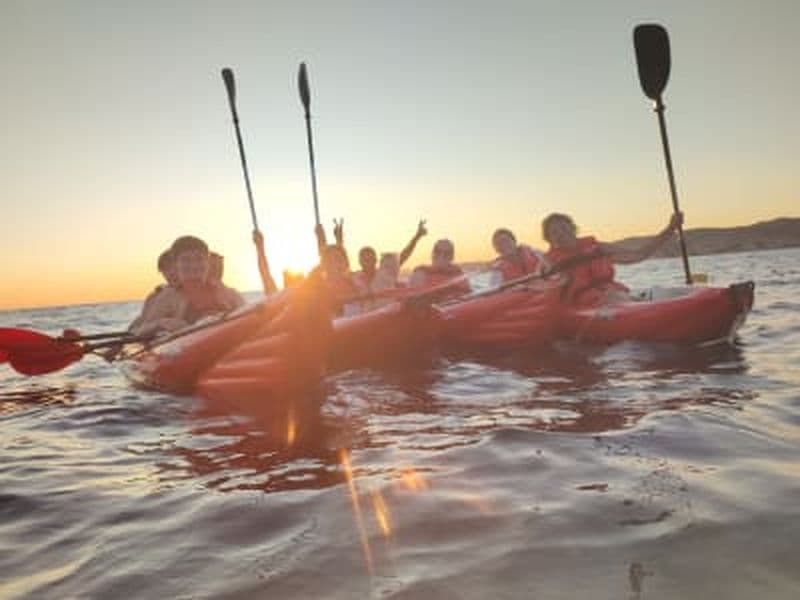 Billet Excursion guidée en kayak de mer dans la baie de Bandol au coucher du soleil