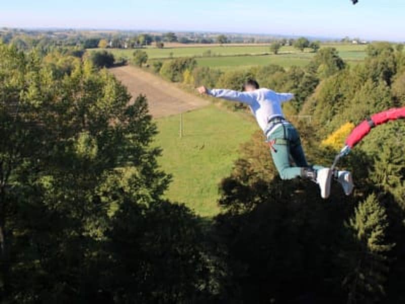 Saut à l'élastique depuis le Viaduc de Pelussin (65 mètres) près de Lyon
