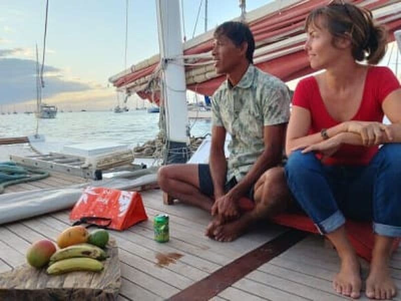 Billet Excursion coucher du soleil en double pirogue à voile dans le lagon de Tahiti avec snorkeling