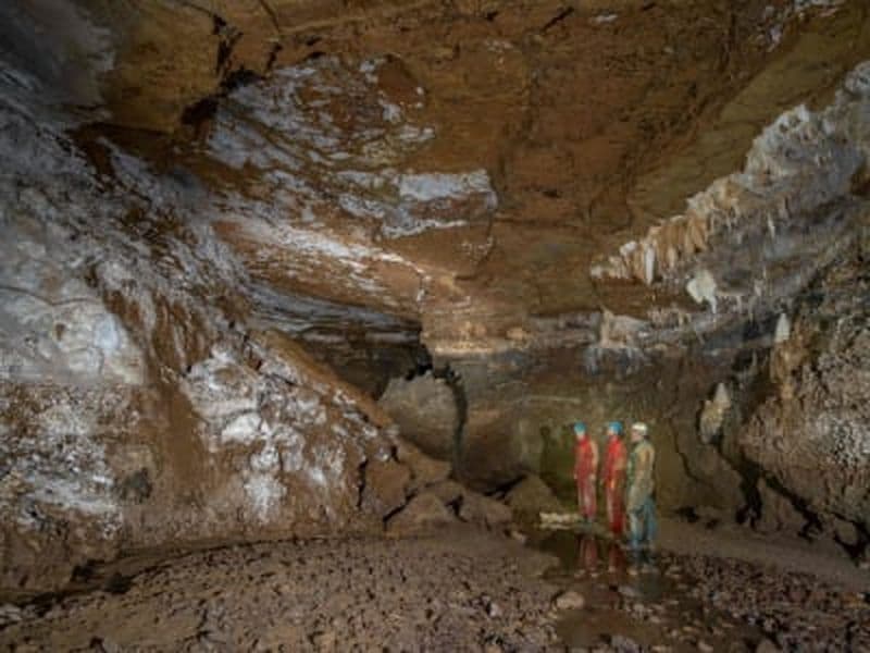 Billet Découverte de la spéléologie dans la grotte de Pézenas, Largentière, Ardèche