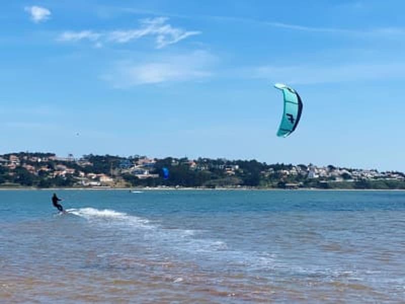 Leçons privées de kitesurf à la lagune d'Óbidos près de Peniche