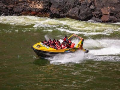 Excursion en jet boat aux chutes Victoria depuis Victoria Falls