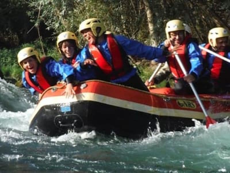 Rafting sur la rivière Sele près de Salerne dans le Cilento