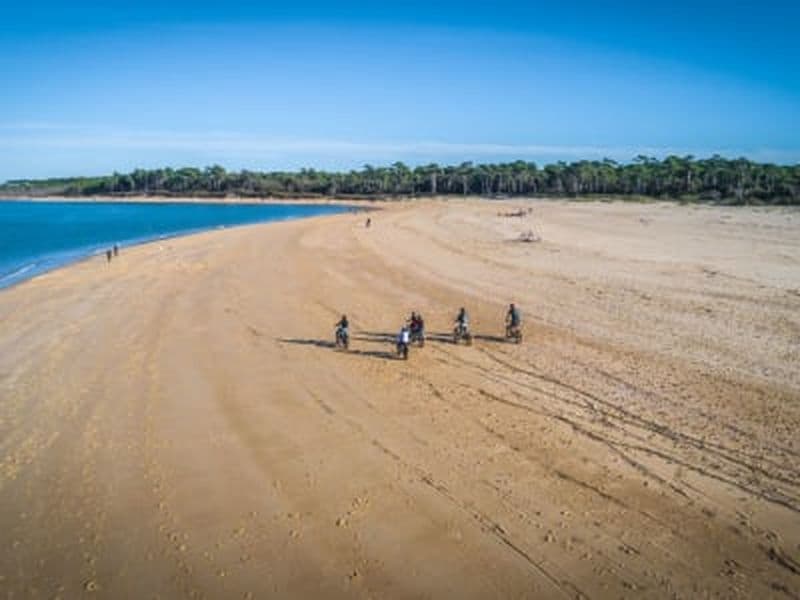 Randonnée en trottinette électrique sur la côte sauvage au départ de Ronce-les-Bains