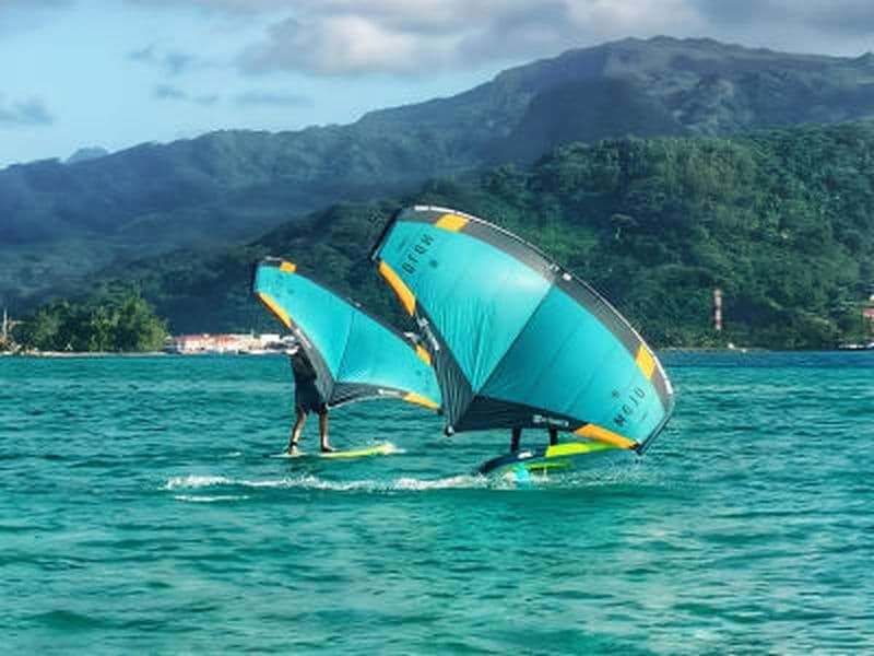 Découverte du kitesurf et du wingfoil à Raiatea, Uturoa