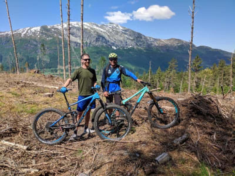 Excursion guidée en VTT à Storålsen depuis Voss