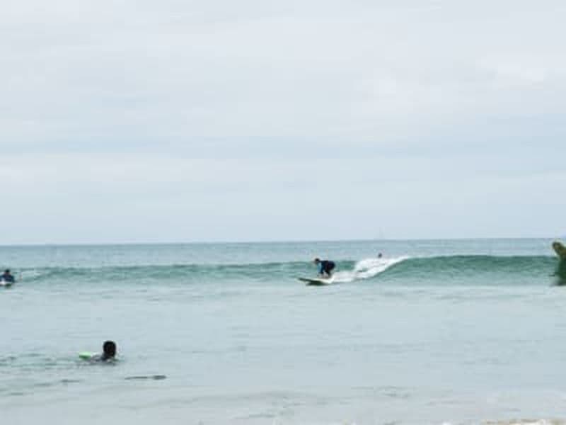 Cours de surf à Durban, Afrique du Sud