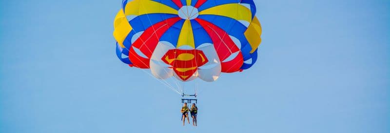 Parachute ascensionnel à Barcelone