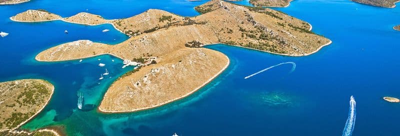 Billet Balade en bateau à moteur dans le Parc National de Kornat