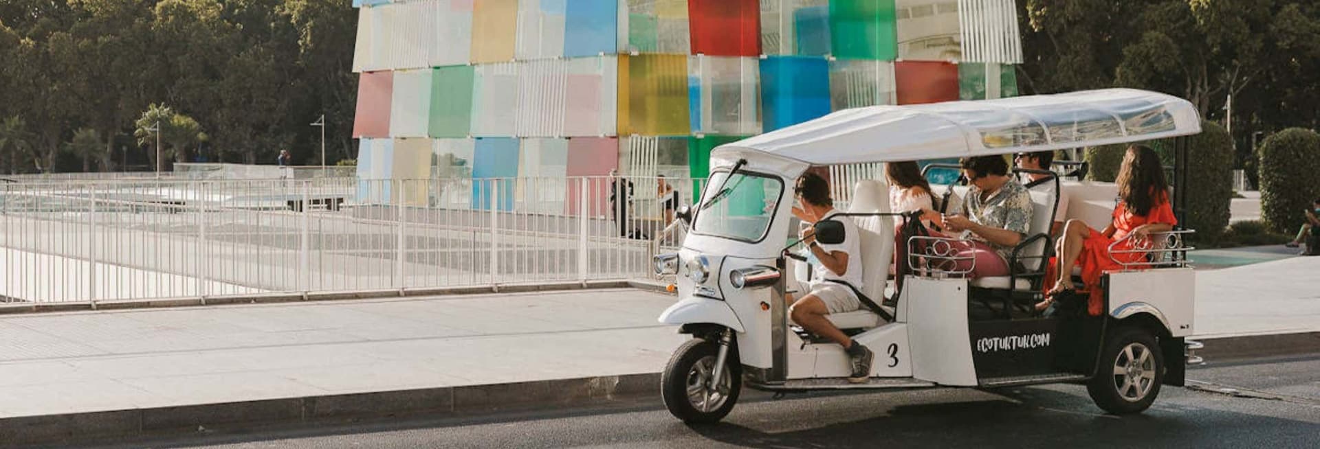 Balade privée en tuk-tuk dans Malaga