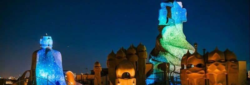 Billet Visite de nuit et spectacle à La Pedrera