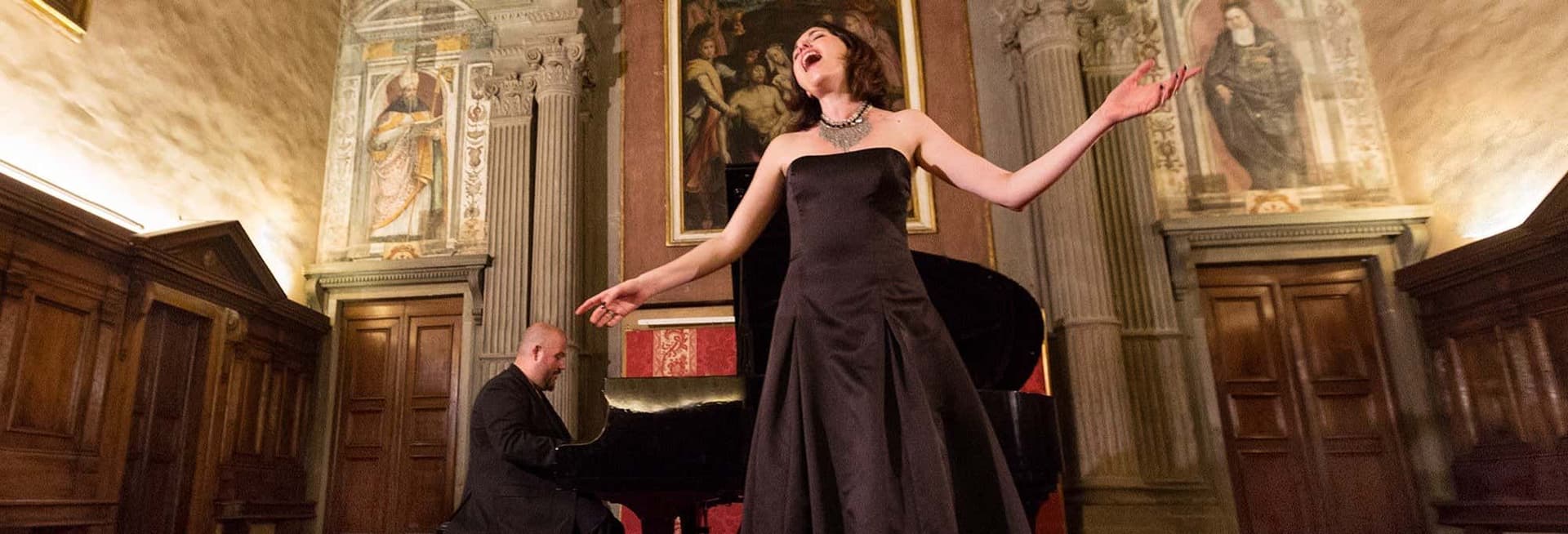 Concert d'opéra à l'église de Santa Monaca