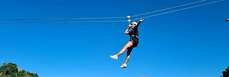 Billet Tyrolienne à Zip Fiji + Visite d'une grotte de pierre calcaire