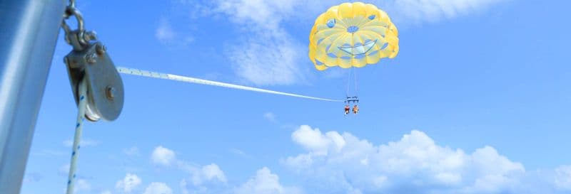 Parachute ascensionnel à Punta Maroma