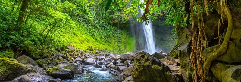 Billet Excursion à la cascade de La Fortuna et au volcan Arenal