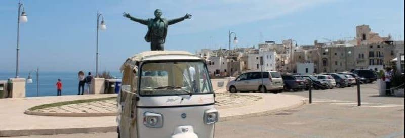 Balade en tuk-tuk dans Polignano a Mare