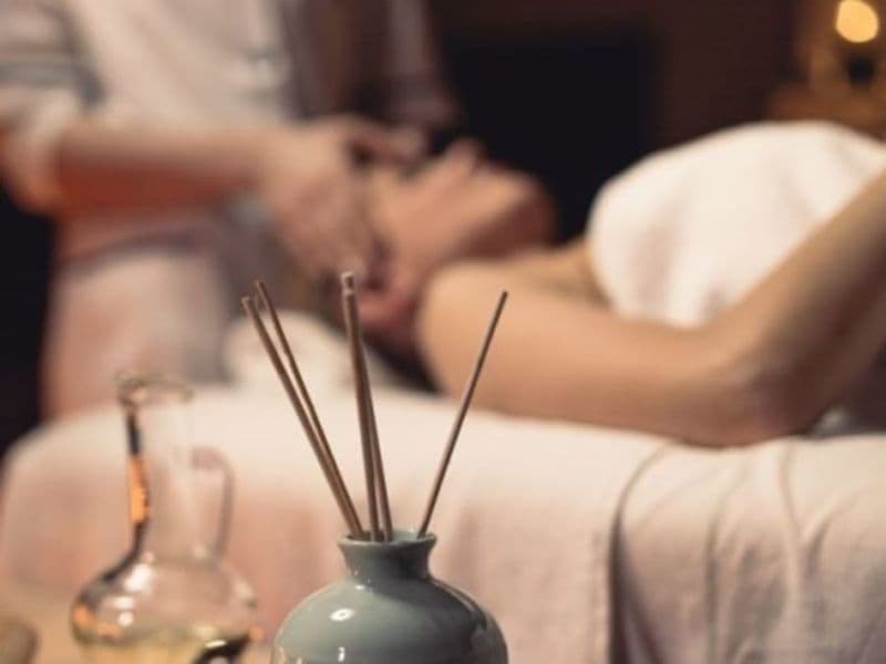 Massage relaxant à Arcomps (18)