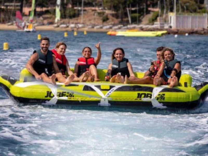 Bouée tractée aux Issambres (83)