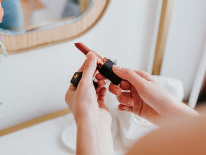 Billet Atelier création d'un rouge à lèvres à Paris 20ème