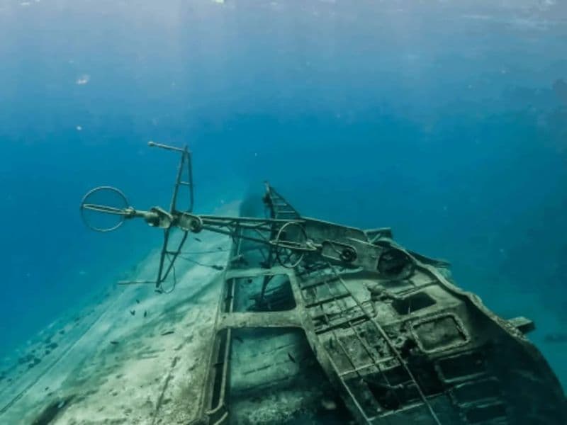 Sortie découverte d'épaves en apnée à Groix (56)