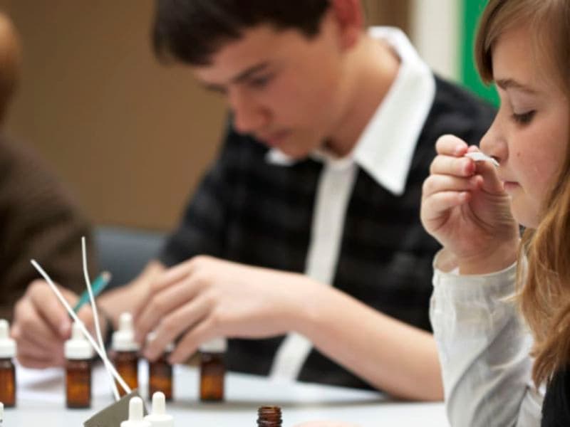 Billet Atelier parfum interactif "Happy nez" ado à Paris 7ème