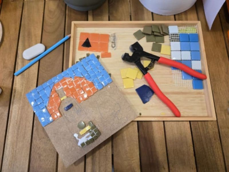 Atelier d’initiation à la mosaïque à Marseille 7ème