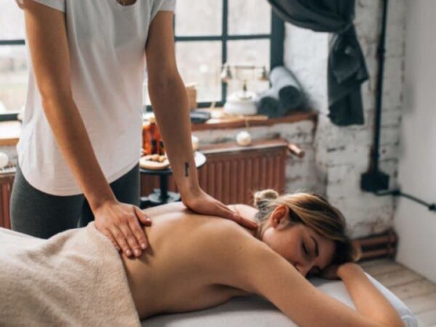 Massage Californien à La Valette-du-Var (83)