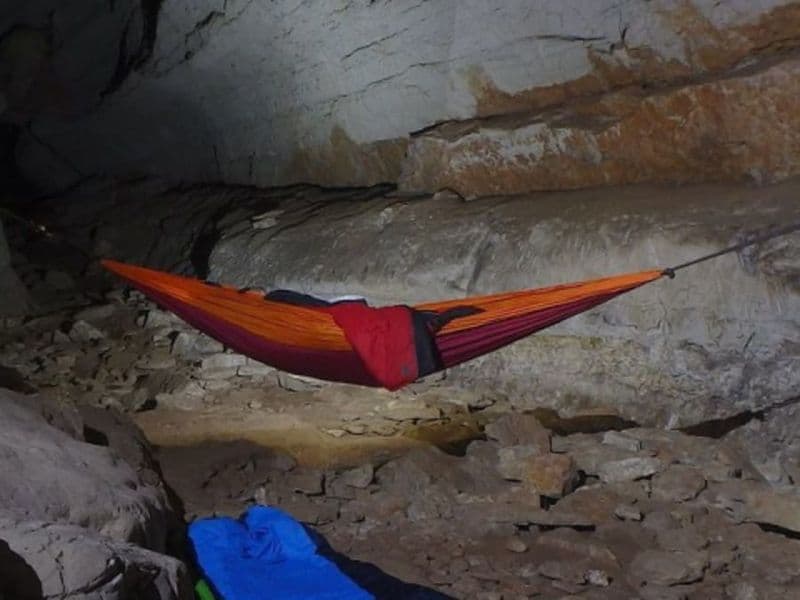 Spéléologie d'exception : une nuit sous terre (34)