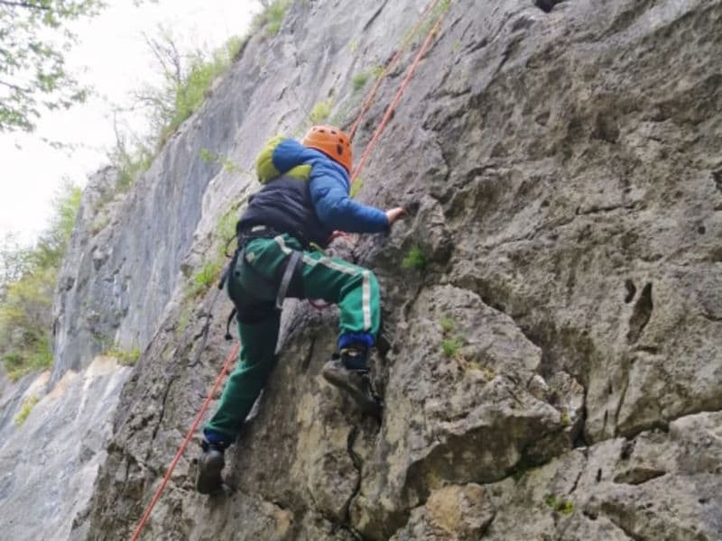 Initiation à l'escalade au lac d'Anthon à Mieussy (74)