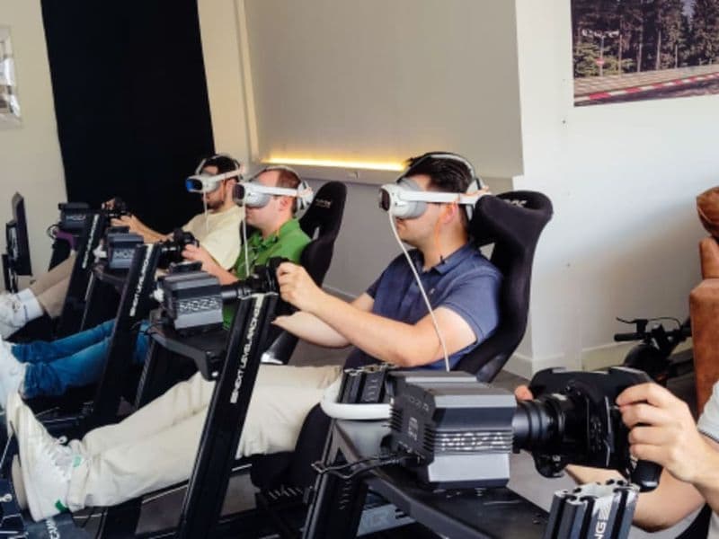 Course automobile en réalité virtuelle à Nancy (54)