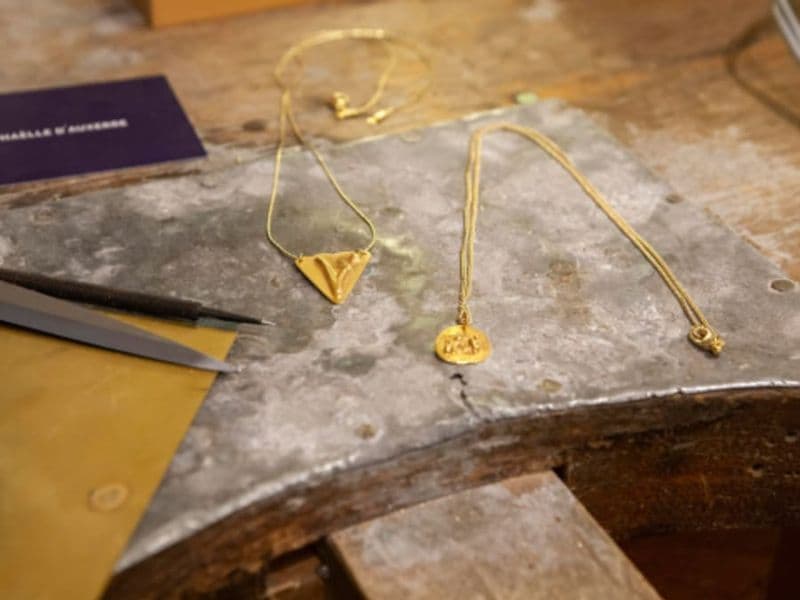 Billet Atelier création d'un médaillon à Aix-en-Provence (13)