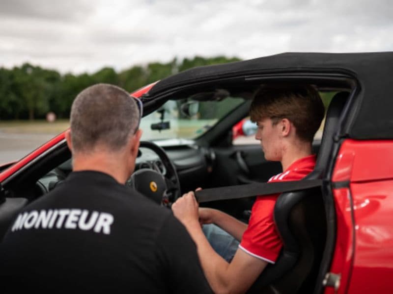 Billet Stage de Pilotage enfant en Ferrari F430 à Rivesaltes (66)