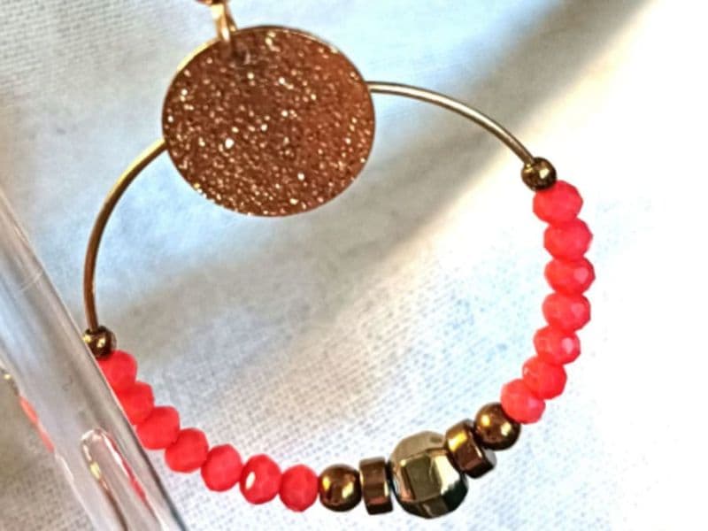 Atelier création de bijoux en perles à Lyon 5ème