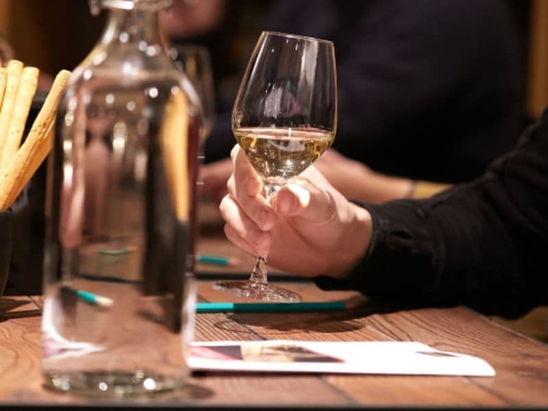 Cours d'œnologie le nez et les arômes du vin à Brest