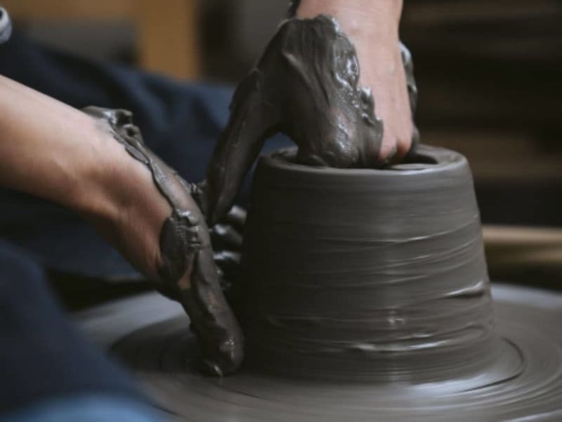 Billet Atelier tournage en poterie à Paris 19ème