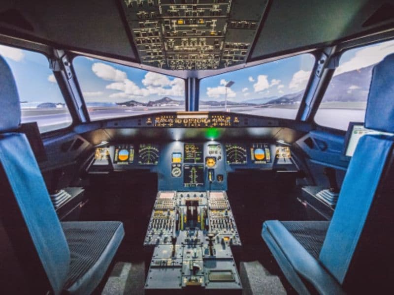 Simulateur de pilotage d'avion de ligne A320 à Aix-en-Provence