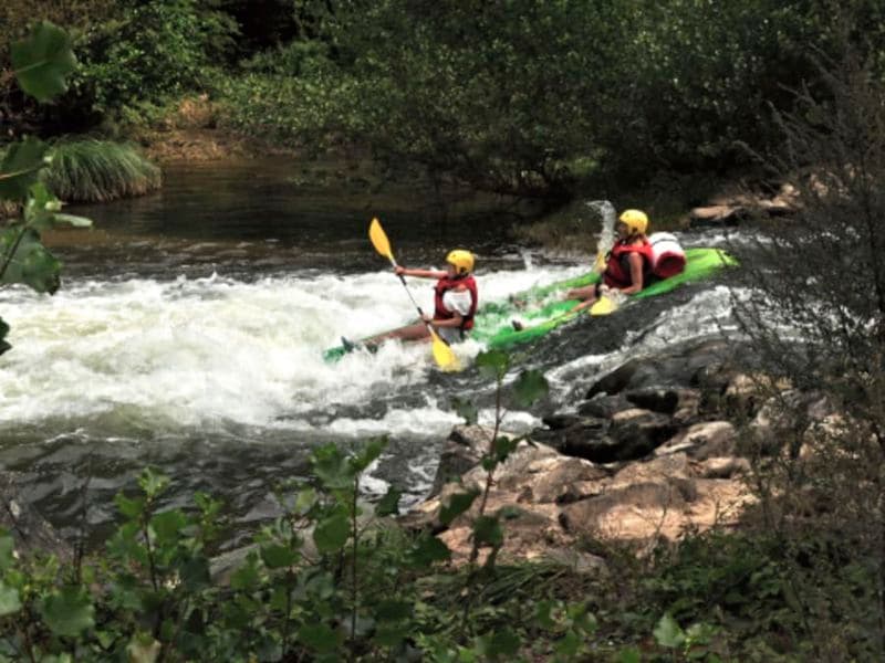 Location de Canoë Kayak  à Najac dans les gorges de l'Aveyron