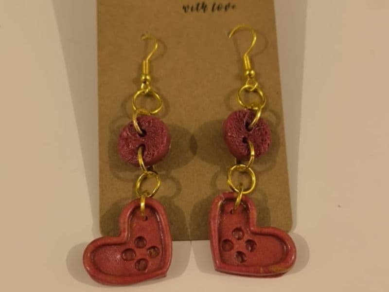 Billet Atelier création de boucles d'oreilles en moulage à Strasbourg