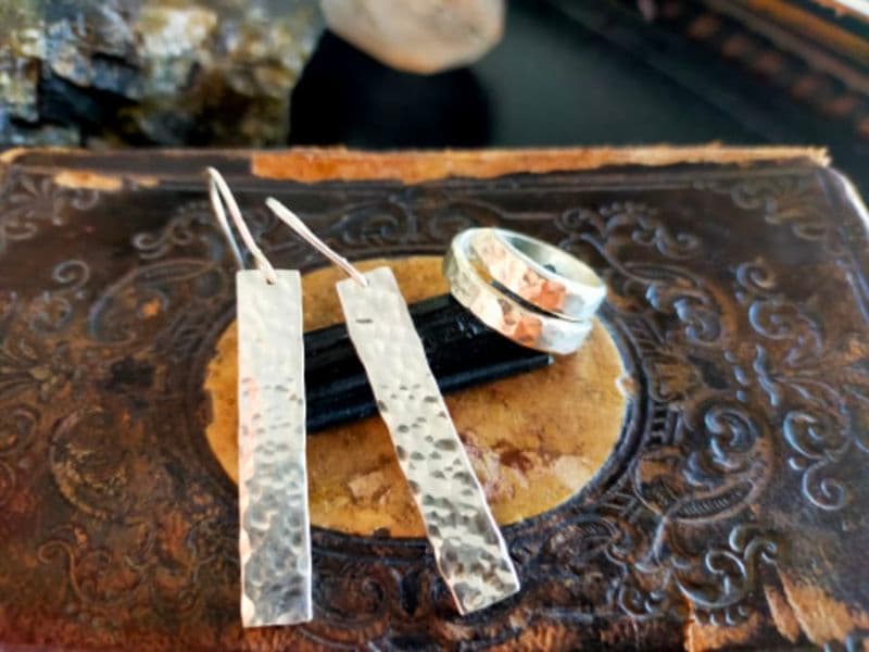 Billet Atelier création d'un bijou en argent à Dijon (21)