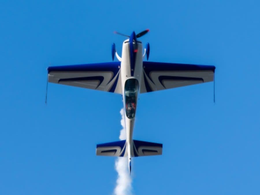 Voltige aérienne à Annecy dans un cadre exceptionnel (74)