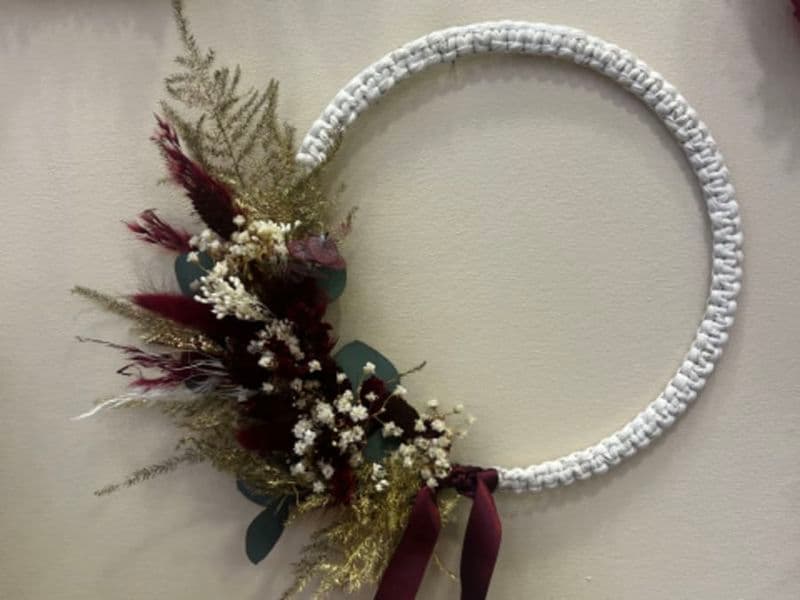 Couronne de Noël en macramé & fleurs séchées à Toulouse (31)