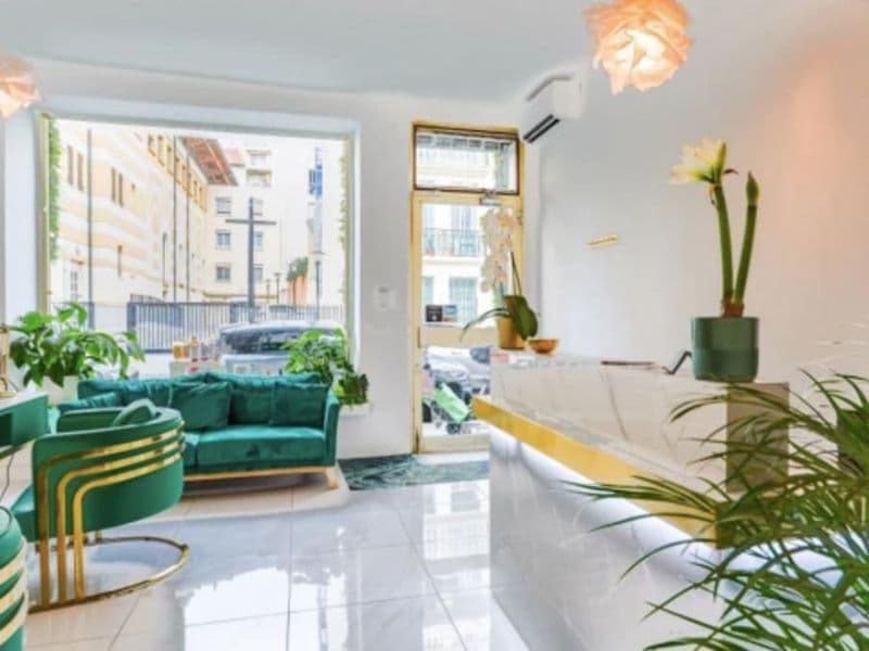 Massage plantaire à Nice (06)