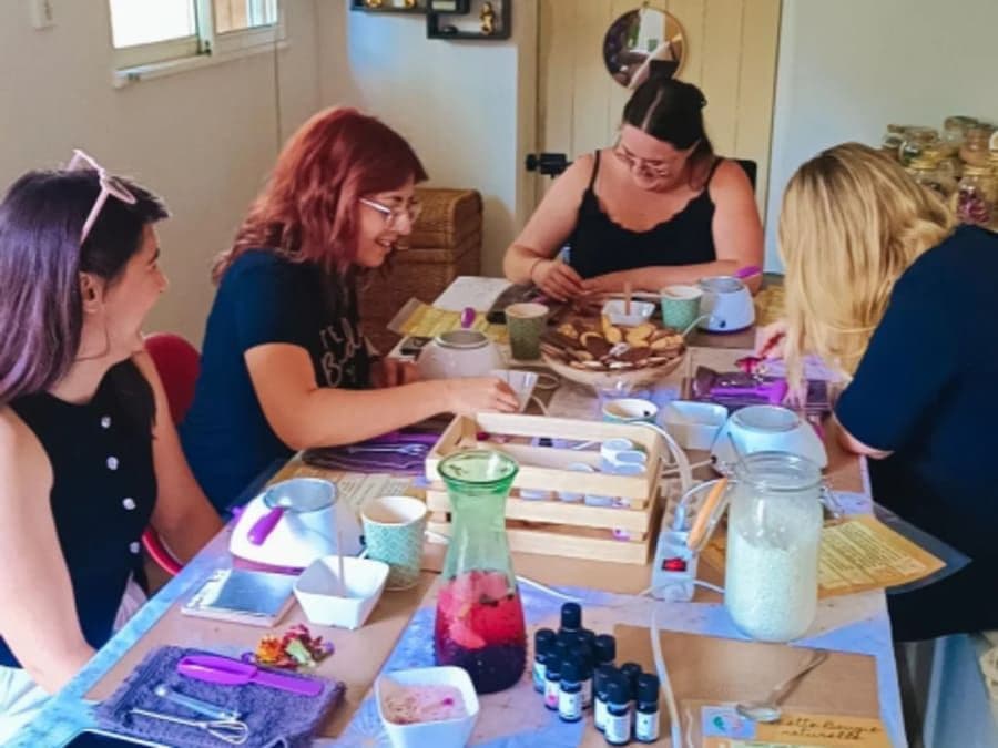 Atelier bougie naturelle & fleurs séchées à Cenon (33)